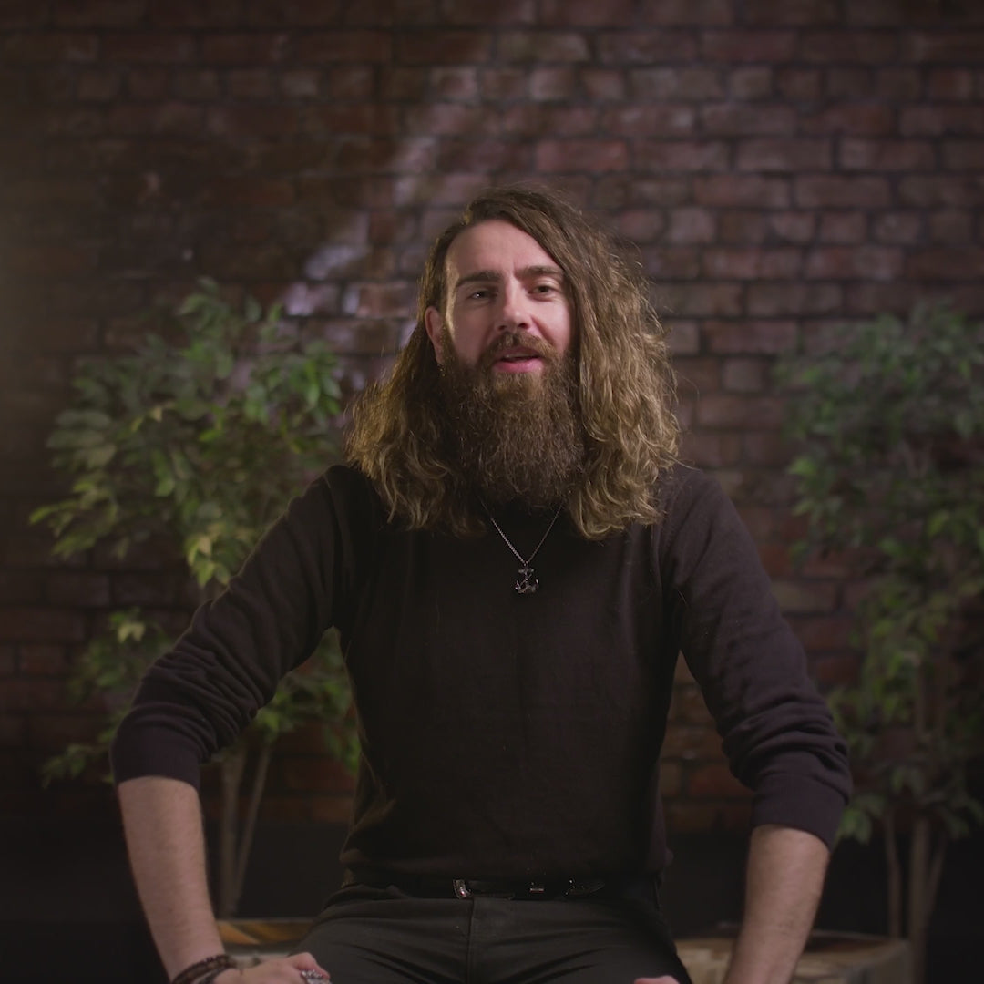 The video introduces the "90-day beard challenge" brought to you by Adam Brown. The speaker asks the viewer if they are still applying night cream every night and encourages them to get back on track if they have stopped, stating that small habits help build big results.